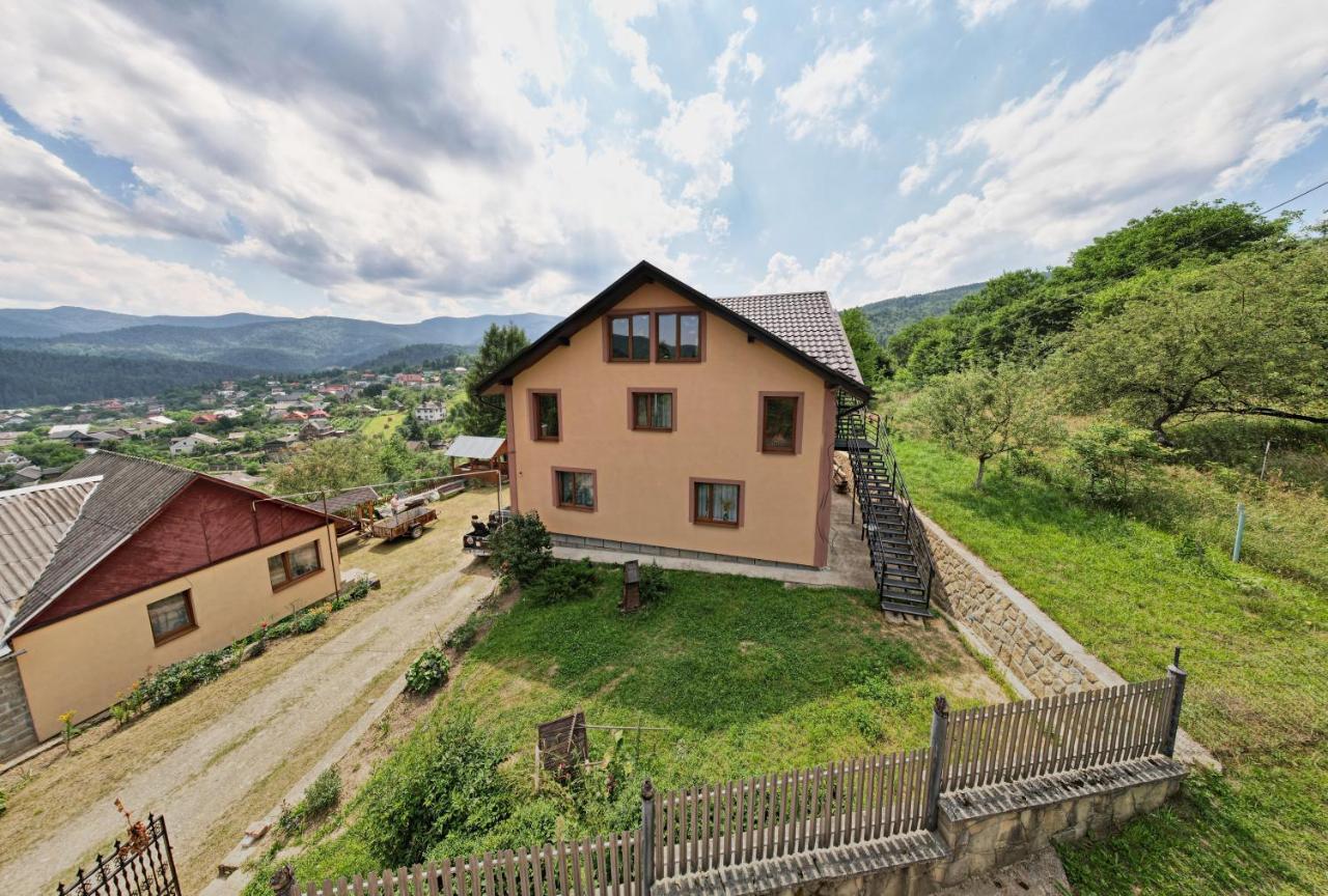 Gazdіvska Hata Guest House Yaremche Dış mekan fotoğraf