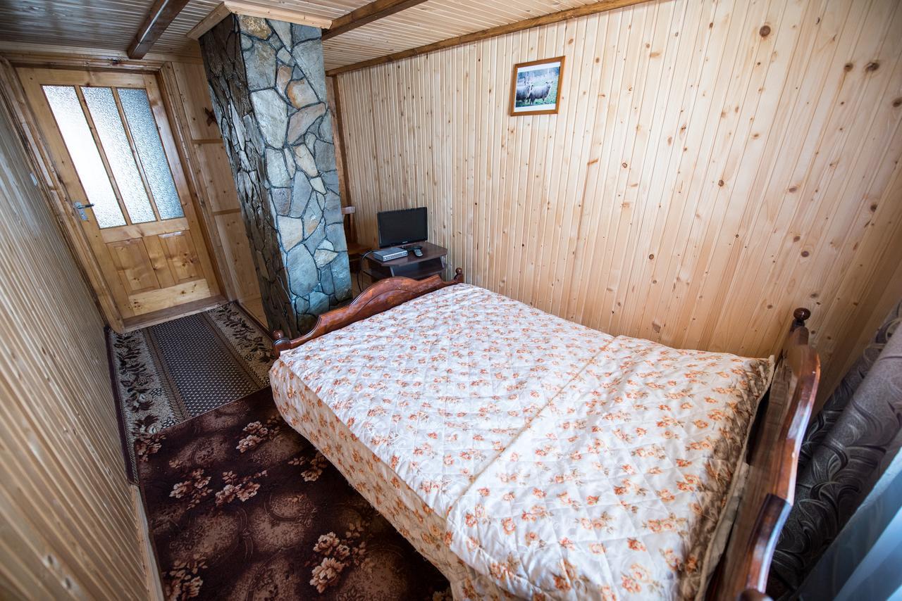 Gazdіvska Hata Guest House Yaremche Dış mekan fotoğraf