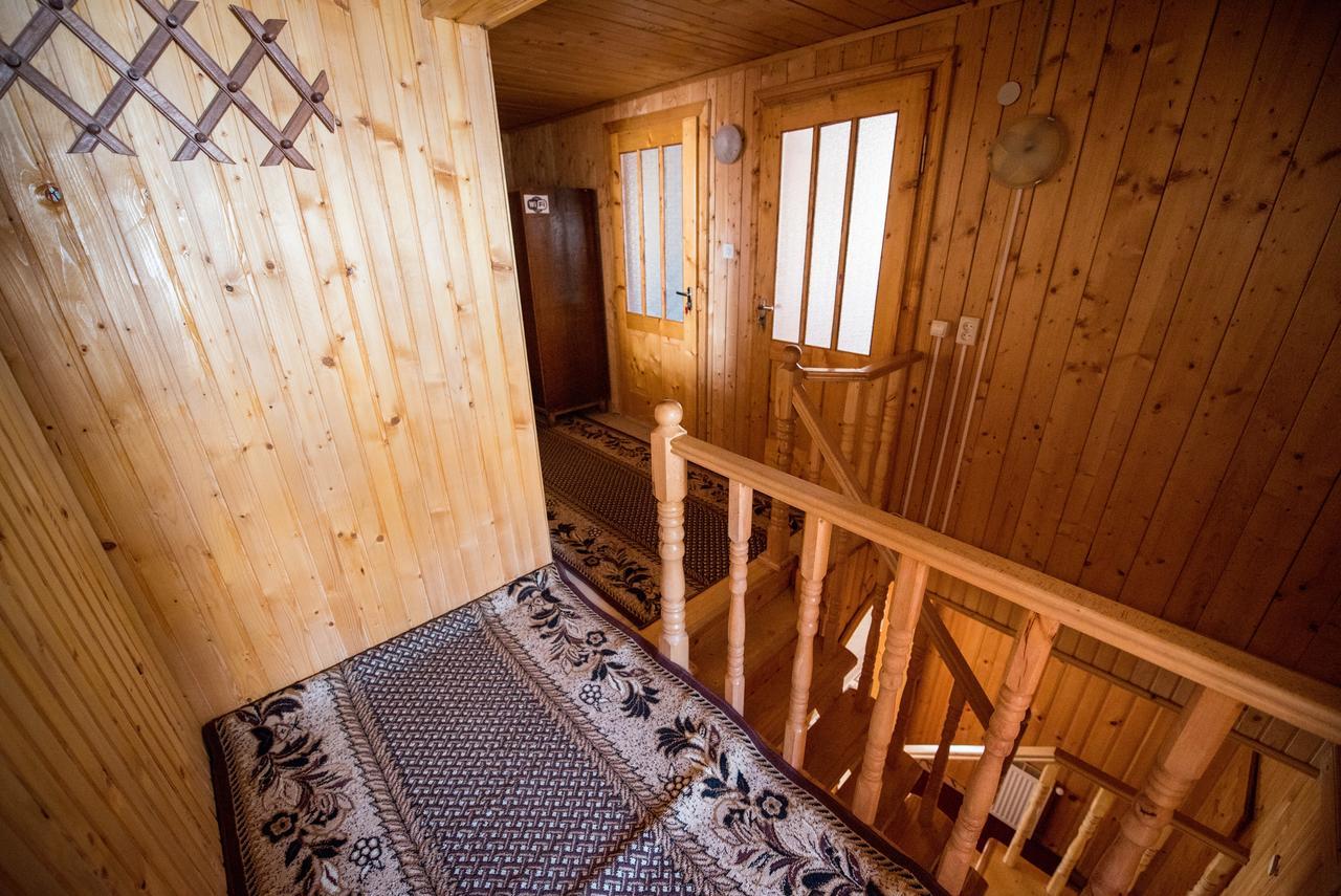 Gazdіvska Hata Guest House Yaremche Dış mekan fotoğraf