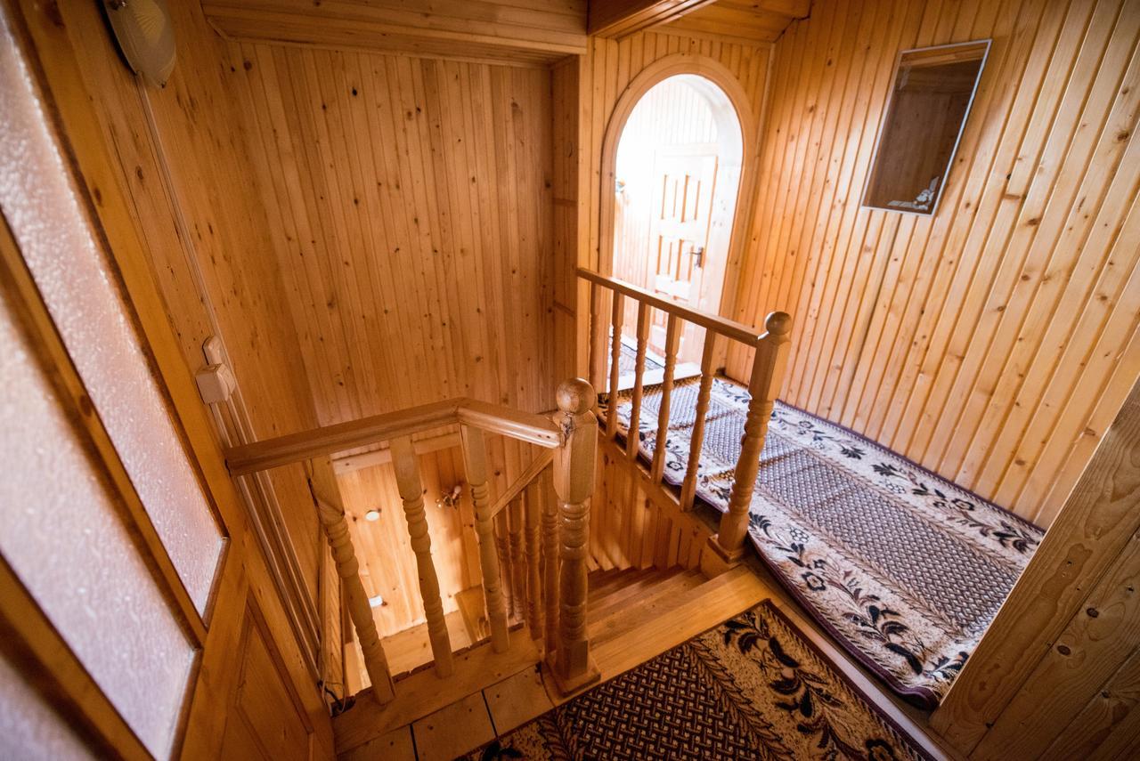 Gazdіvska Hata Guest House Yaremche Dış mekan fotoğraf